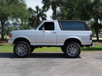 1990 Ford Bronco XLT 4X4