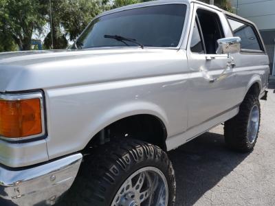 1990 Ford Bronco XLT 4X4