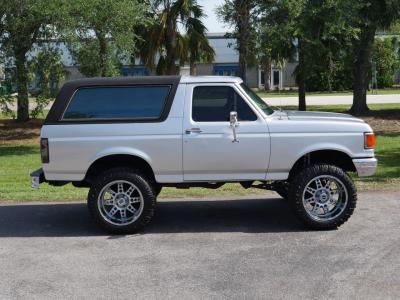 1990 Ford Bronco XLT 4X4