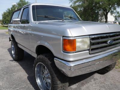 1990 Ford Bronco XLT 4X4