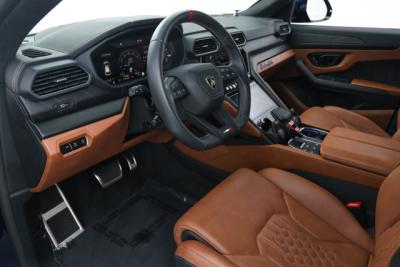2024 Lamborghini Urus