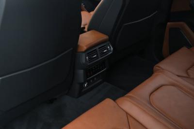 2024 Lamborghini Urus