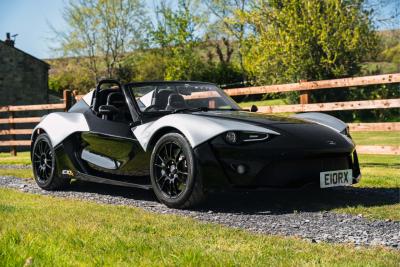 2016 Zenos E10 R