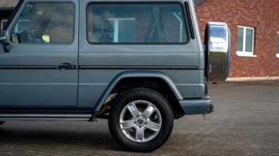 2004 Mercedes - Benz G500 SWB