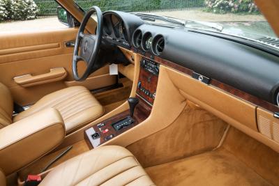1988 Mercedes - Benz 560 SL &ldquo;Rauchsilber with Palomino interior&rdquo;