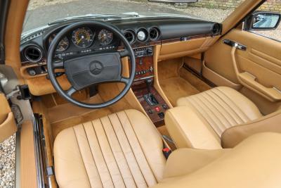 1988 Mercedes - Benz 560 SL &ldquo;Rauchsilber with Palomino interior&rdquo;