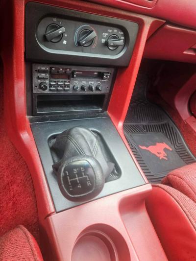1990 Ford Mustang