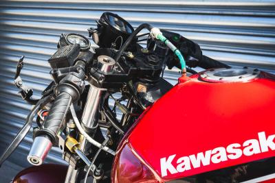 1987 Kawasaki GPX750R SUPERBIKE
