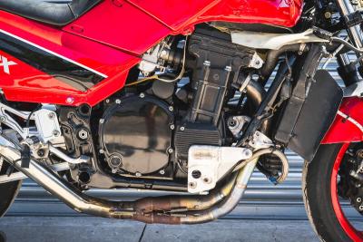 1987 Kawasaki GPX750R SUPERBIKE