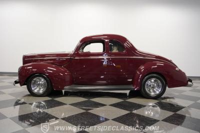 1940 Ford Deluxe Business Coupe Restomod