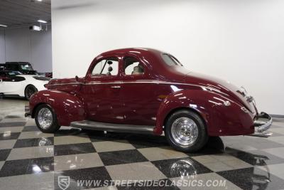 1940 Ford Deluxe Business Coupe Restomod