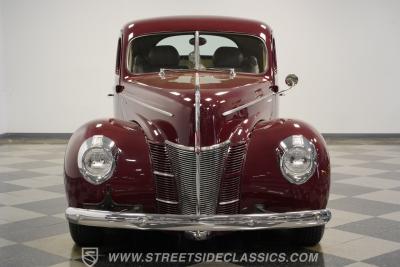 1940 Ford Deluxe Business Coupe Restomod