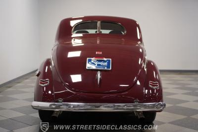 1940 Ford Deluxe Business Coupe Restomod