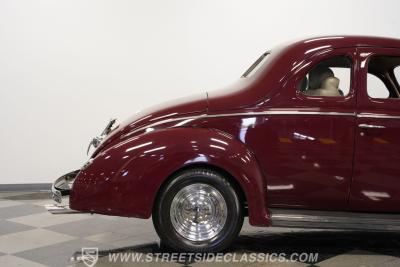 1940 Ford Deluxe Business Coupe Restomod