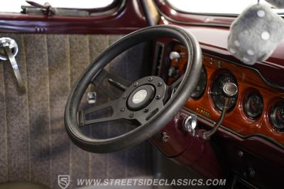 1940 Ford Deluxe Business Coupe Restomod