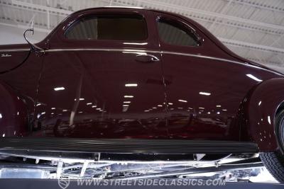 1940 Ford Deluxe Business Coupe Restomod