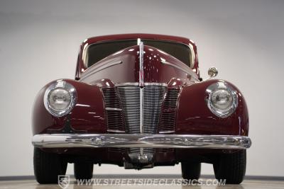 1940 Ford Deluxe Business Coupe Restomod
