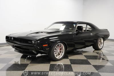 1971 Dodge Challenger HEMI Restomod
