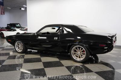 1971 Dodge Challenger HEMI Restomod