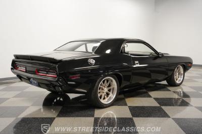 1971 Dodge Challenger HEMI Restomod
