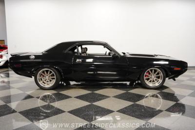 1971 Dodge Challenger HEMI Restomod
