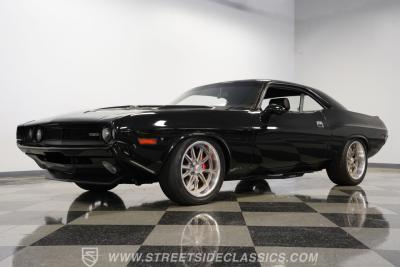 1971 Dodge Challenger HEMI Restomod