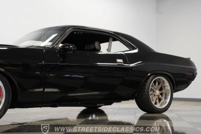 1971 Dodge Challenger HEMI Restomod