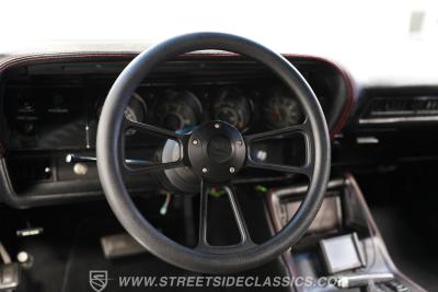 1971 Dodge Challenger HEMI Restomod