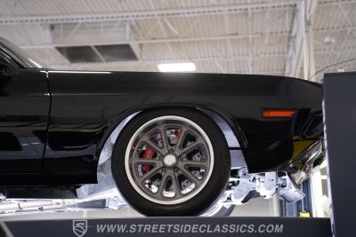 1971 Dodge Challenger HEMI Restomod