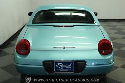 2002 Ford Thunderbird