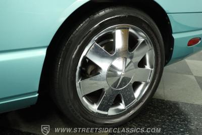 2002 Ford Thunderbird