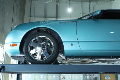 2002 Ford Thunderbird