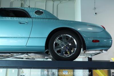2002 Ford Thunderbird