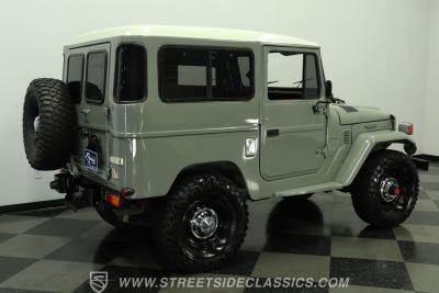 1977 Toyota FJ40 Land Cruiser