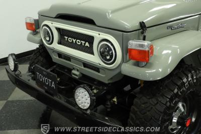 1977 Toyota FJ40 Land Cruiser