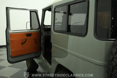 1977 Toyota FJ40 Land Cruiser