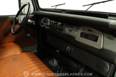 1977 Toyota FJ40 Land Cruiser