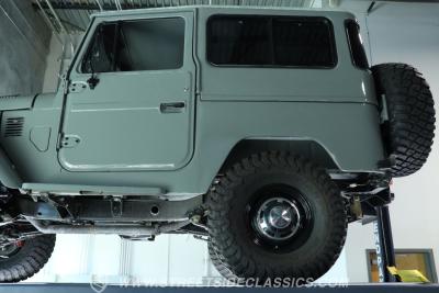 1977 Toyota FJ40 Land Cruiser