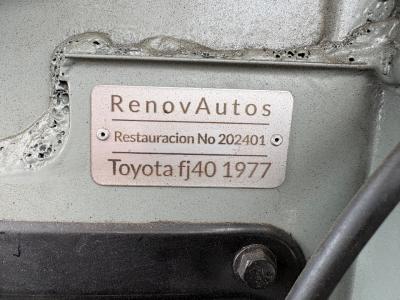 1977 Toyota FJ40 Land Cruiser