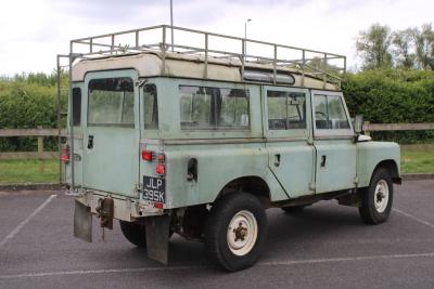 1971 Land Rover 2A 109'' STATION WAGON SAFARI ROOF