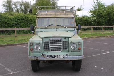 1971 Land Rover 2A 109'' STATION WAGON SAFARI ROOF