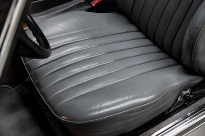 1988 Mercedes - Benz one owner 560 SL
