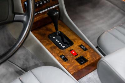 1988 Mercedes - Benz one owner 560 SL
