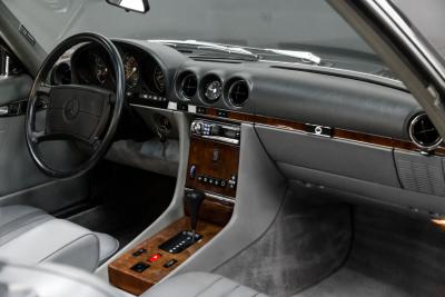 1988 Mercedes - Benz one owner 560 SL