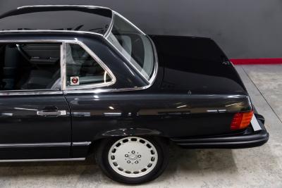 1988 Mercedes - Benz one owner 560 SL