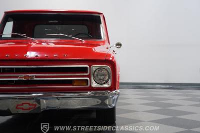 1967 Chevrolet C10 Stepside LS Restomod