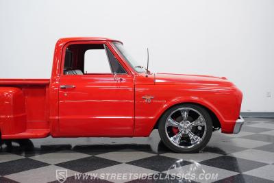 1967 Chevrolet C10 Stepside LS Restomod