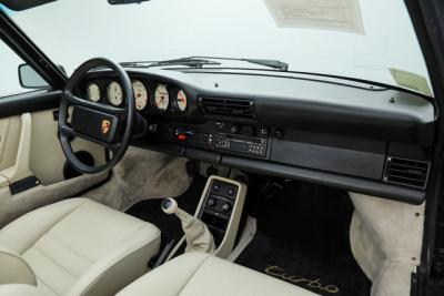 1989 Porsche 911 Carrera 