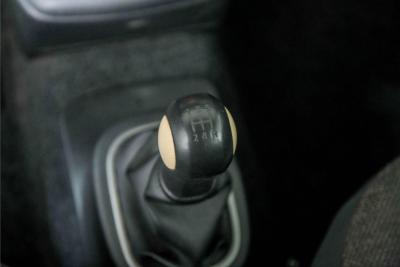 2005 Nissan Micra