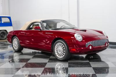 2004 Ford Thunderbird Deluxe